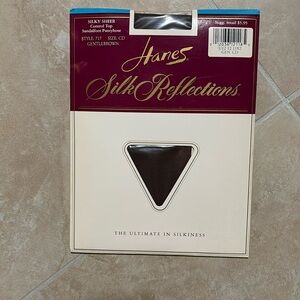 Hanes hosiery control top Chocolate Brown Size medium